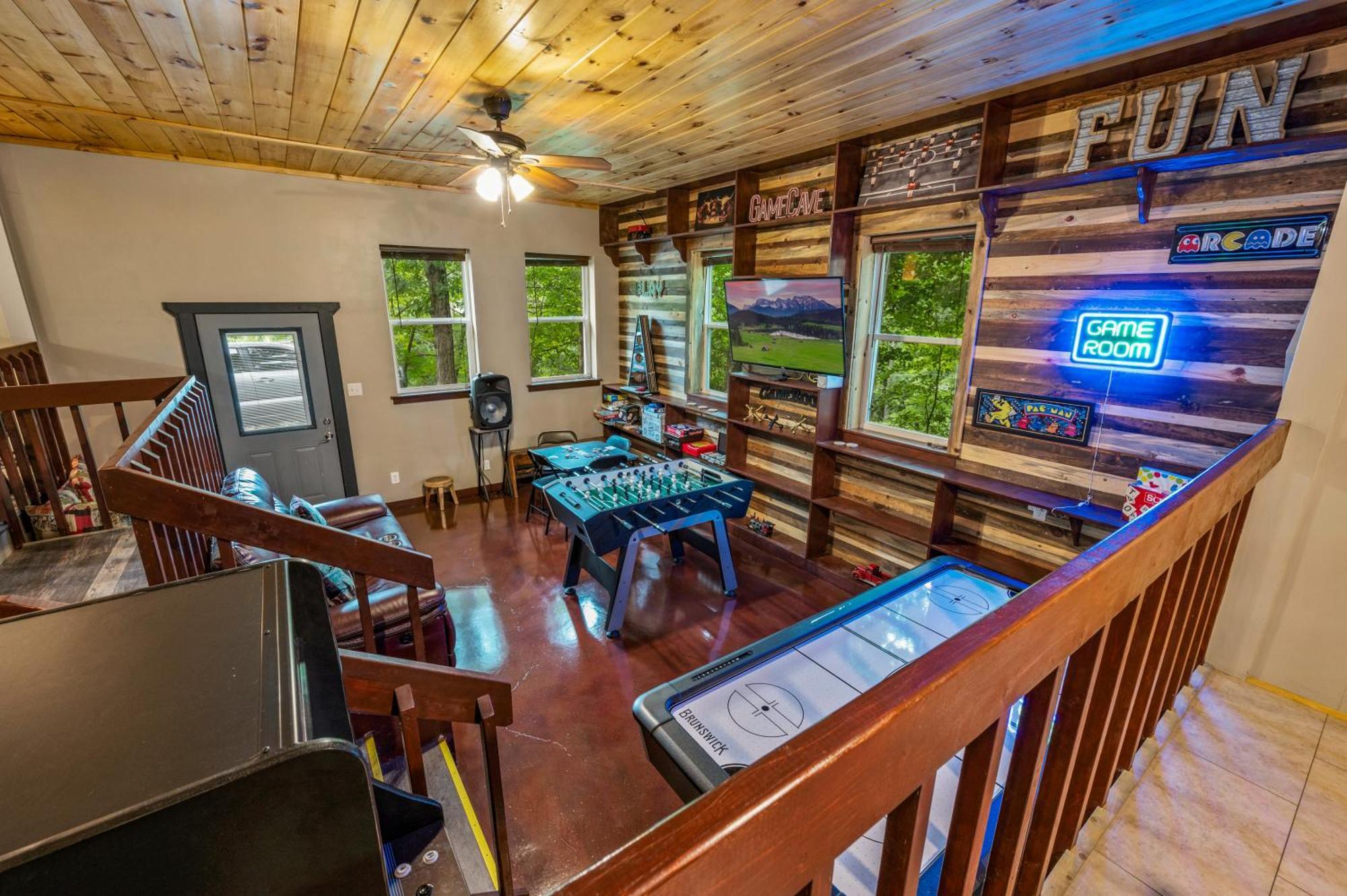 Beautiful Chalet With Fireplace And Large Game Room Gatlinburg Exterior foto